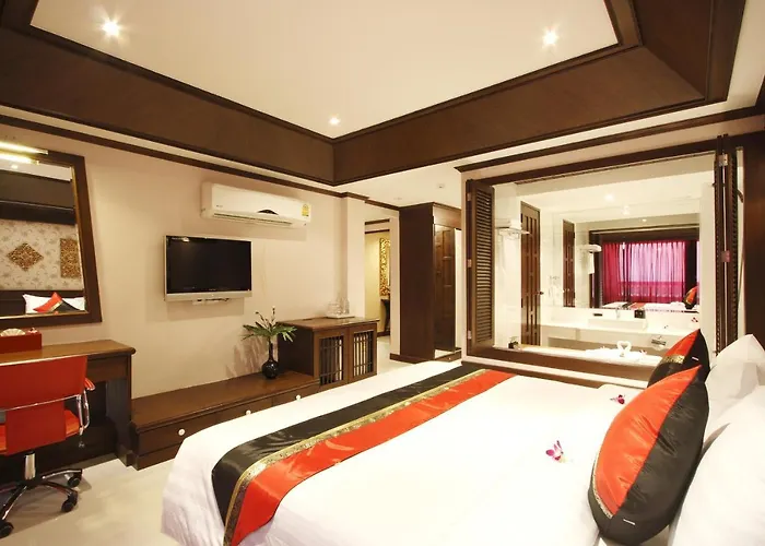 โรงแรมรายาบุรี โฮเต็ล ป่าตอง