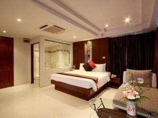 โรงแรม โรงแรมรายาบุรี โฮเต็ล ป่าตอง
