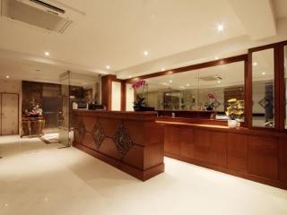 โรงแรมรายาบุรี โฮเต็ล ป่าตอง โรงแรม
