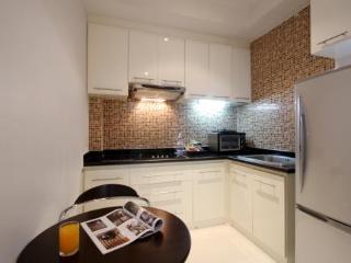 โรงแรม โรงแรมรายาบุรี โฮเต็ล ป่าตอง 3*