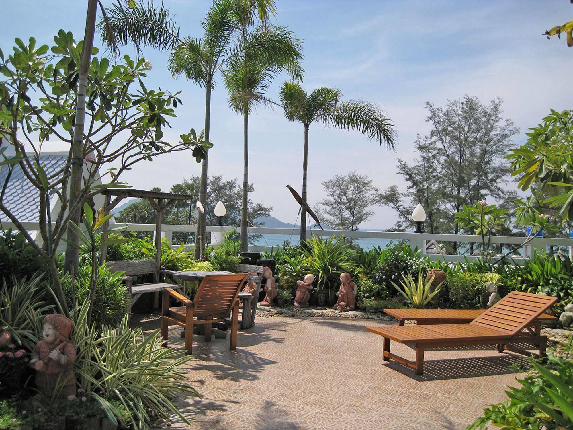 โรงแรมรายาบุรี โฮเต็ล ป่าตอง 3*